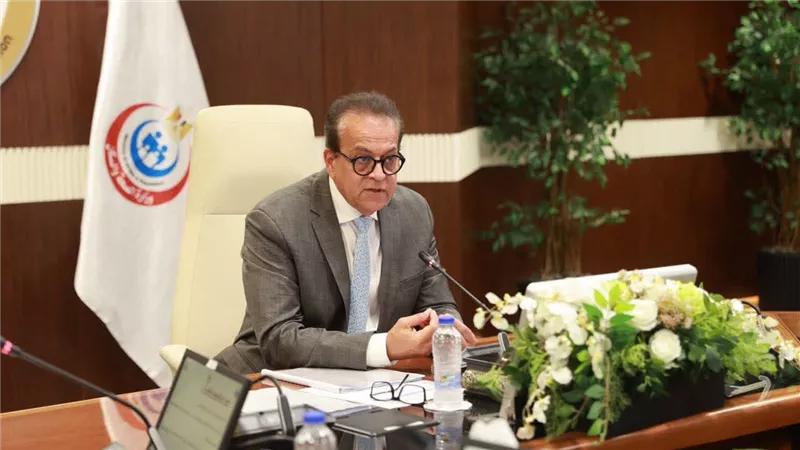 وزير الصحة للمواطنين:  نعمل  على مدار الساعة ..وامنحوا الدولة الوقت للارتقاء بمستوى الخدمات