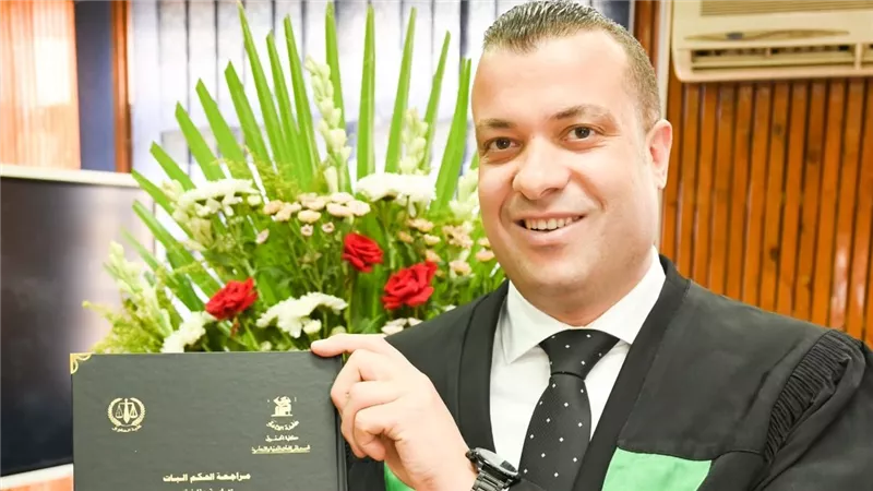 الدكتور هاني سليم يحصل على الدكتوراه من حقوق القاهرة عن دراسة مقارنة في مراجعة الحكم البات
