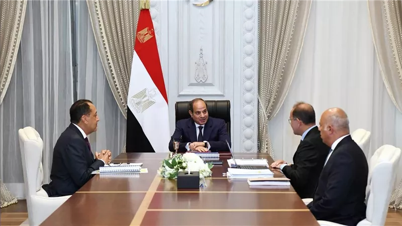 الرئيس السيسي يوجه بإطلاق حزمة التسهيلات الضريبية الثالثة ويشدد على حماية المواطنين