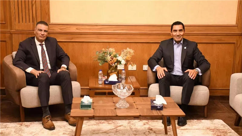 وزير الشباب والرياضة يبحث تطوير المنشآت وتنشيط السياحة الرياضية بجنوب سيناء