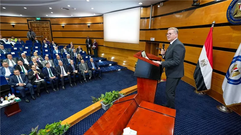 مصر تطرح مزايدة عالمية للبحث عن البترول والغاز في 14 منطقة