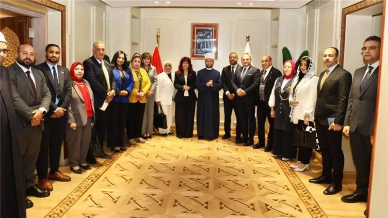 وزير الأوقاف يستقبل رئيس اتحاد المستثمرات العرب لبحث آفاق التعاون المشترك 