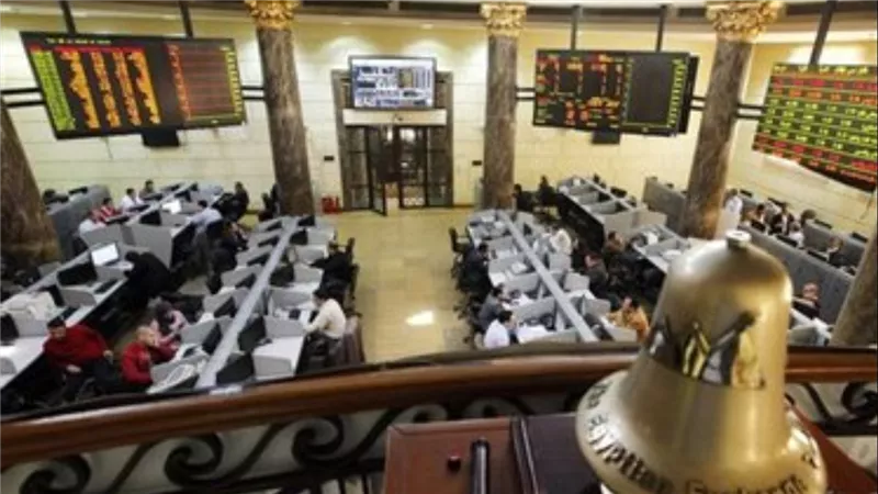 صعود «EGX30» بـ 407 نقاط في ختام التعاملات.. والقطاع الغذائي يقود المكاسب