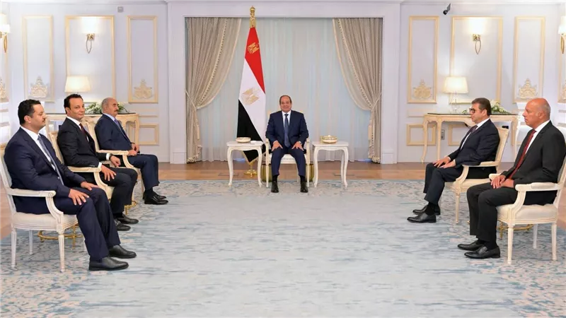 السيسي يستقبل خليفة حفتر ويؤكد دعم مصر لوحدة ليبيا واستقرارها وتعزيز التعاون المشترك