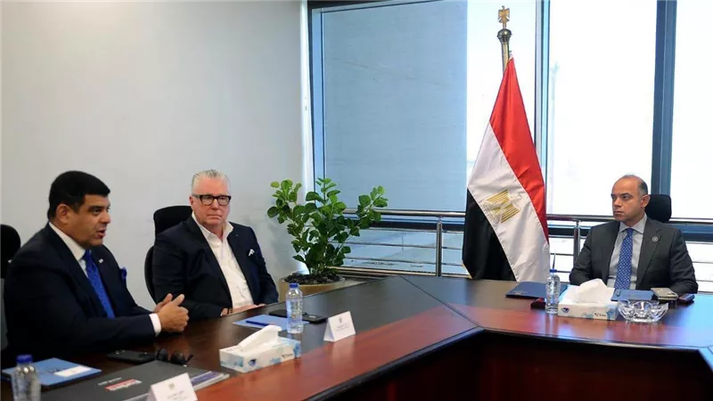 وزير الاستثمار يبحث مع قيادات فوربس وماجنوم تطورات برج فوربس الدولي بالعاصمة