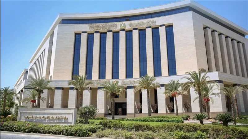 وزيرة الإسكان تصدر قرارات إزالة مخالفات بناء بالساحل الشمالي الغربي ومدينة السادات