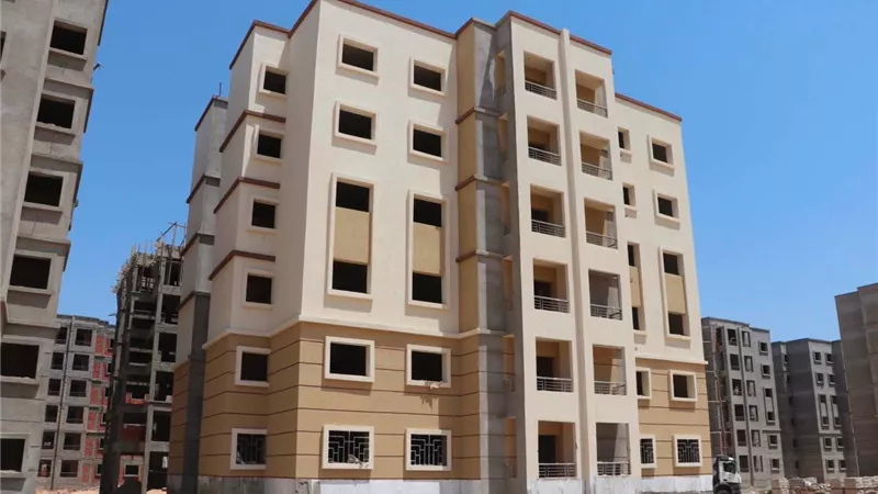 وزيرة الإسكان تتابع موقف تنفيذ عدد من المشروعات وملفات العمل بمدينتي السادات وسفنكس الجديدة