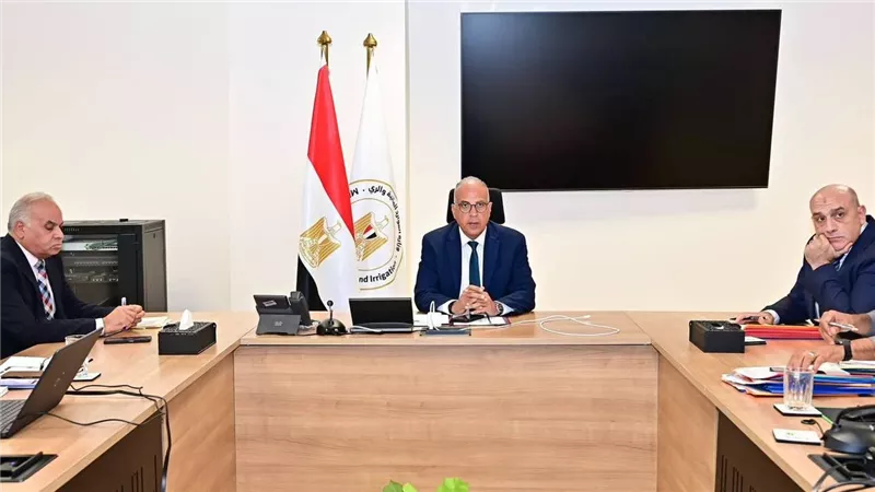 «الري» تتجه لتعميم التراخيص الإلكترونية للآبار الجوفية وتشغيلها بالطاقة الشمسية