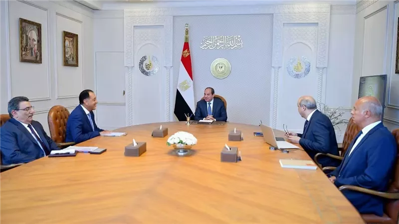 السيسي يوجه بإنشاء مبنى الركاب الرابع بمطار القاهرة بطاقة 40 مليون راكب