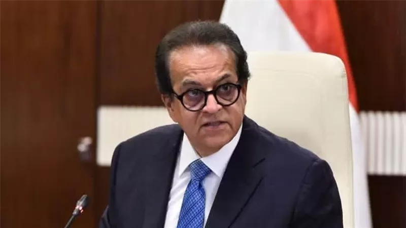وزير الصحة يتابع تداعيات انقلاب أتوبيس بجنوب سيناء ويوجه برفع حالة الاستعداد وتقديم كافة الخدمات الإسعافية والطبية