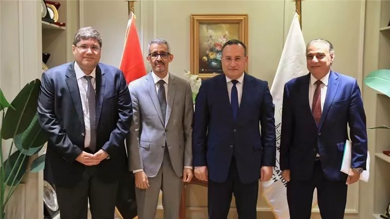 وزير التعليم العالي يبحث مع «الألكسو» إنشاء مركز تدريب في مصر ومنح دراسية للطلاب العرب