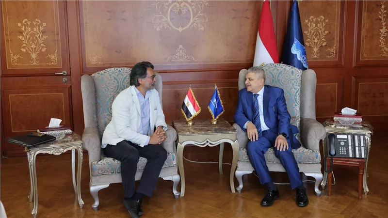 أسامة ربيع يبحث مع الرئيس التنفيذي للويدز ليست انتليجينس تعزيز التعاون المشترك