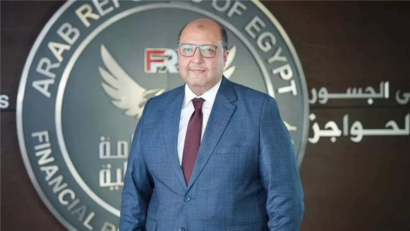 تجديد تعيين محمود جبريل مساعدًا لرئيس الهيئة العامة للرقابة المالية 