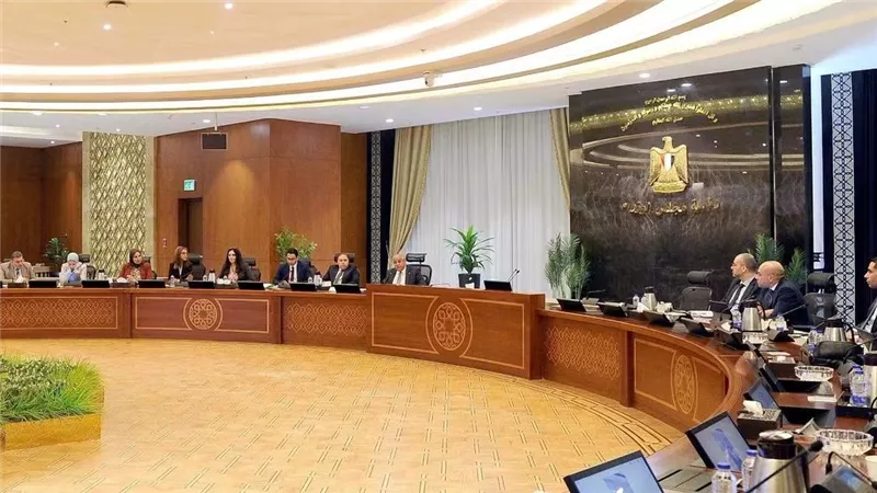الحكومة تمهد لطرح حصة من بنك القاهرة بالبورصة بعد اعتماد دراسة القيمة العادلة