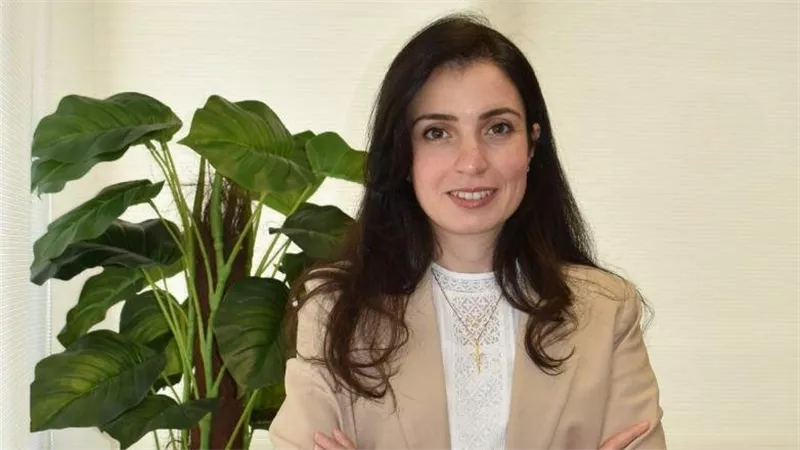 اتش سي تتوقع رفع أسعار الفائدة 100 نقطة أساس خلال الفترة المقبلة