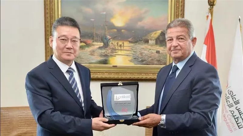 الأعلى للإعلام يبحث مع نائب رئيس الهيئة الوطنية الصينية للإذاعة والتلفزيون تعزيز التعاون الإعلامي
