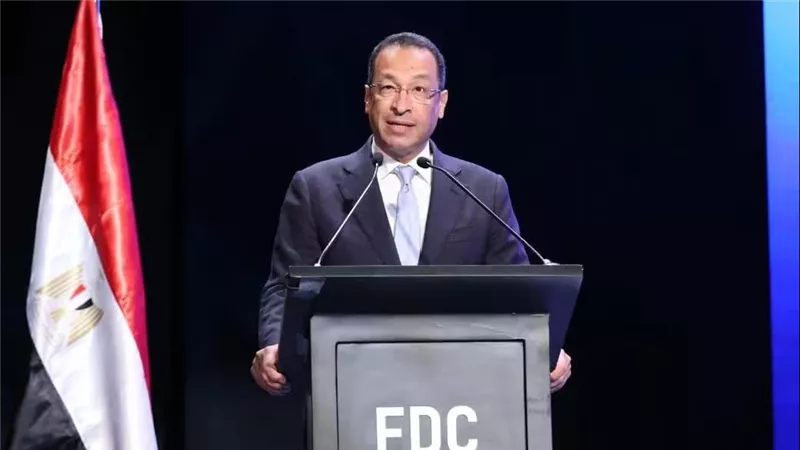 وزير الاتصالات: إطلاق استراتيجية وطنية متكاملة لمراكز البيانات بنهاية العام
