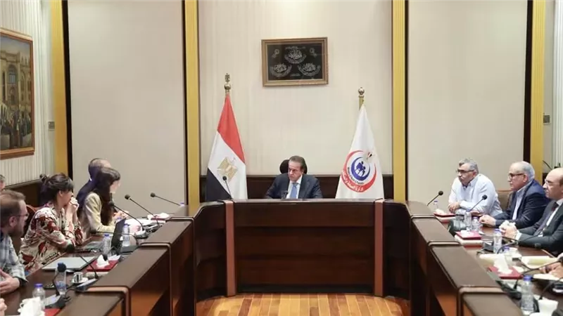 وزير الصحة يبحث مع وفد «سان دوناتو» الإيطالية وشركتي GKSD وإيني معدلات تنفيذ مستشفى هليوبوليس الجديدة