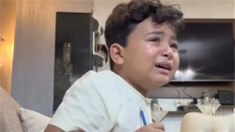 بعد فيديو الطفل يزن «مش عايز أدخل السجن».. كثافة مناهج الابتدائي على طاولة البرلمان