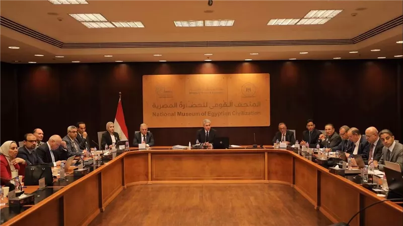وزير السياحة يترأس اجتماع مجلس إدارة المتحف المصري الكبير.. 4 ملايين زائر منذ الافتتاح