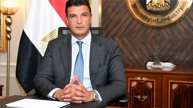 وزارة الصناعة تدعو المصانع المتعثرة للاستفادة من صندوق إعادة الهيكلة
