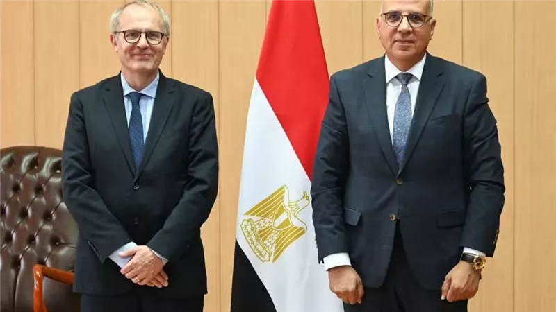 سويلم يبحث مع مدير مكتب اليونسكو بالقاهرة تعزيز التعاون في مجالات المياه وبناء القدرات