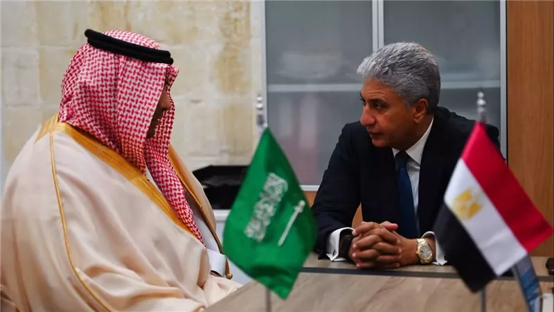وزير السياحة يبحث مع ماريوت وهيلتون فرص التوسع في مصر وتنشيط الرحلات البحرية
