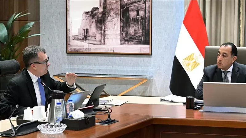 مدبولي يتابع مع وزير التخطيط ملفات العمل ويستعرض مستهدفات النمو والاستثمارات