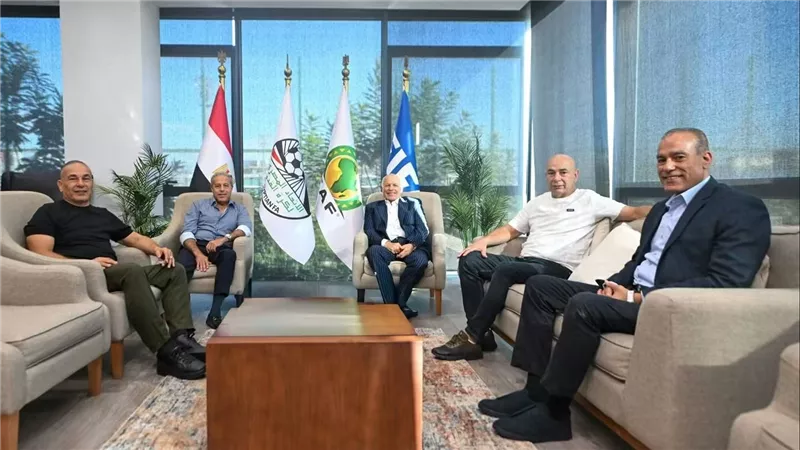 أبو ريدة يجتمع مع حسام وإبراهيم حسن لدعم استقرار المنتخب الوطني