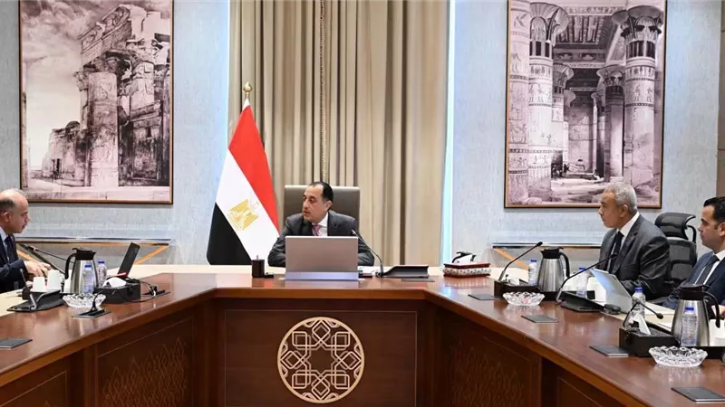 مدبولي يتابع مستجدات جلسة «صحة المواطن» بمنتدى مصر 2026