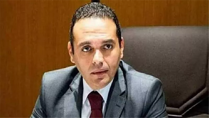 مدحت نافع : إذا كان الوزير لا يستطيع تحديد المدعوين لاجتماع 