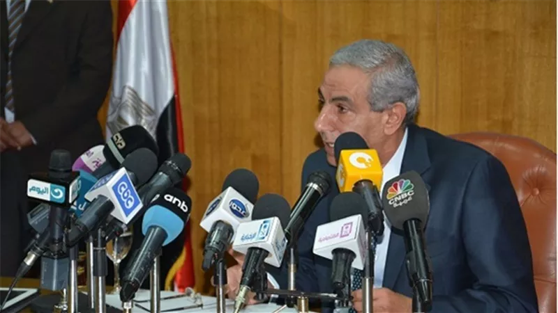 «الصناعة» و«الاستثمار» يبحثان تحسين مؤشرات مناخ الاستثمار