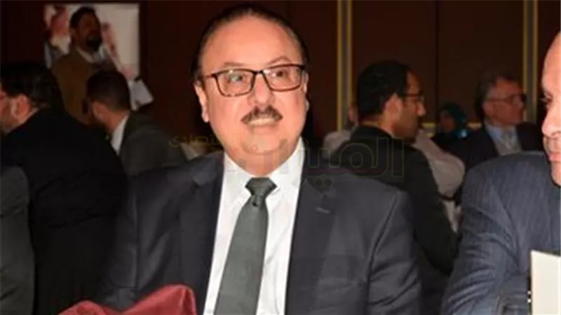 «وزير الاتصالات» يبحث مع «أوراكل» إنشاء مركز بالمناطق التكنولوجية