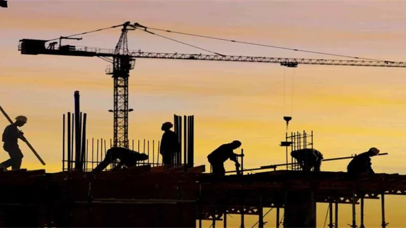 «رجال الأعمال» تبحث فرص الاستثمار بالمشروعات القومية