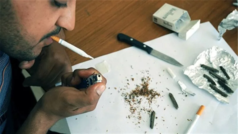 عفو «رئاسي» عن متعاطي الحشيش