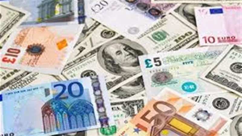 ارتفاع بأسعار العملات الأجنبية والعربية بـ«المركزى» 