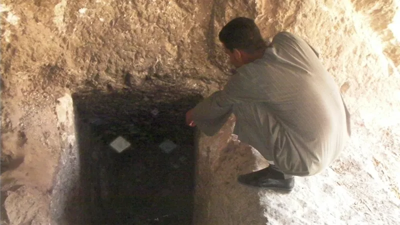 القبض على عامل حاول التنقيب عن الآثار داخل مسكنه