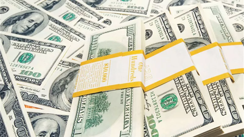 أسعار الدولار بـ23 بنكًا 