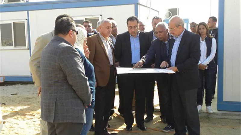 وزير الإسكان يتفقد مشروع «حديقة الشيخ زايد» على مساحة 65 فدانًا