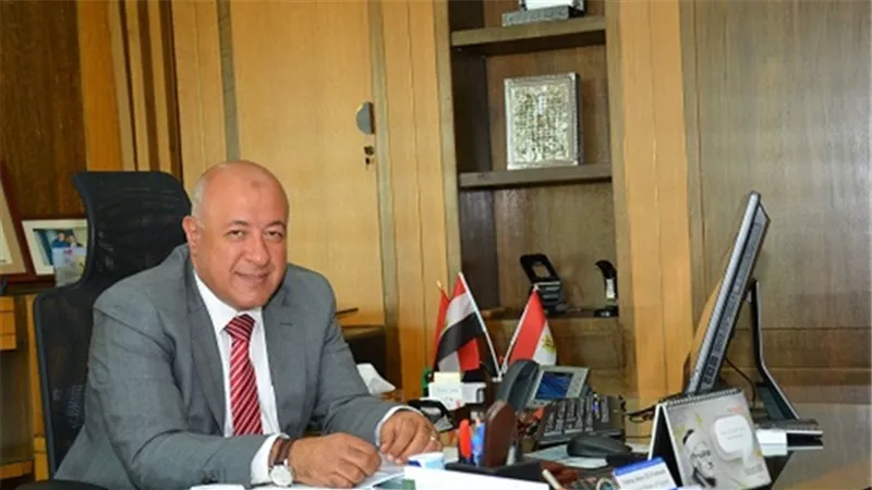 للعام الرابع.. «الأهلى» يحصل على شهادة معايير «فيزا» و«ماستر كارد»