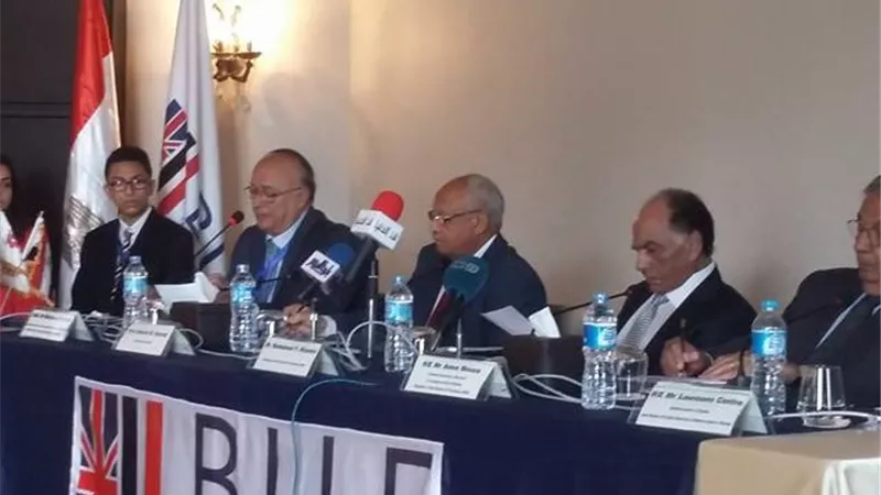«عمرو موسي»: الاستثمارات بين مصر و«أمريكا اللاتينية» متواضعة