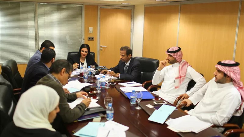 «سحر نصر» تستعرض المشروعات الممولة من الصندوق السعودي 