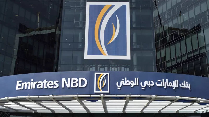 «بنك إماراتي»: تدهور الظروف التشغيلية للقطاع الخاص خلال مارس