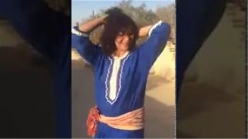 بالفيديو.. وصلة رقص لأستاذة 