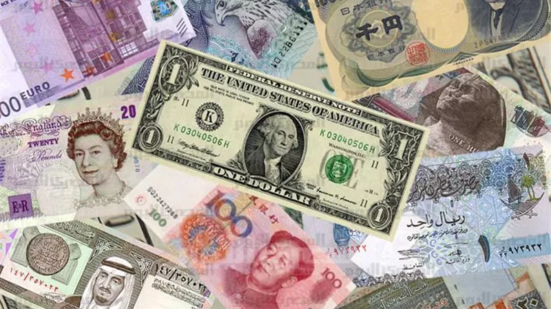 العملات تواصل تراجعها أمام الجنيه