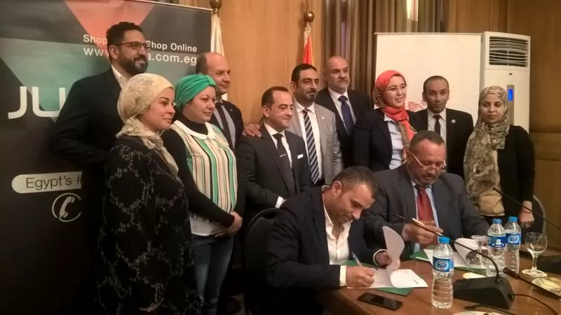 غرفة صناعة الحرف اليدوية تبدأ التسويق الإلكتروني بـ«50 حرفيًّا»