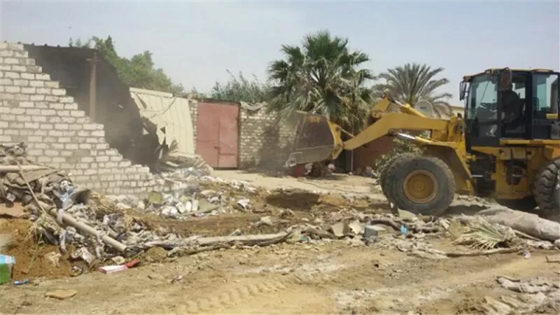 بالصور.. جهاز القاهرة الجديدة يواصل حملات إزالة المخالفات والتعديات 