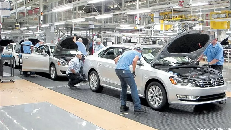 غرفة الصناعات الهندسية تعقد جولة لمصانع السيارات غدا 