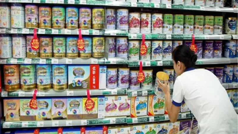 عاجل.. انخفاض أسعار لبن الأطفال بالأسواق