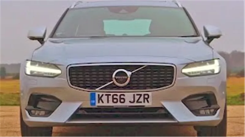 شاهد.. التفاصيل الكاملة لـ Volvo S90 قبل طرحها بالأسواق